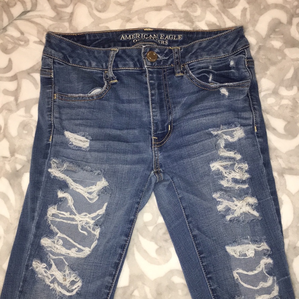 American eagle ripped jeans